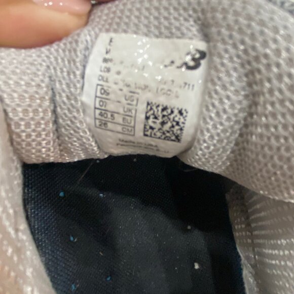 New Balance 990v4 Sneaker - Picture 4 of 4